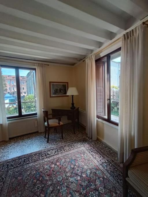 Apartment Palazzo Querini Accademia Venice